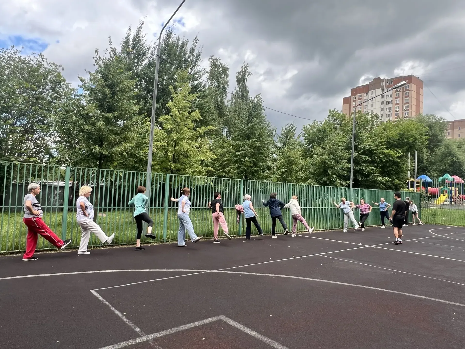 Тренировки на свежем воздухе: энергия и польза для здоровья: фото 3